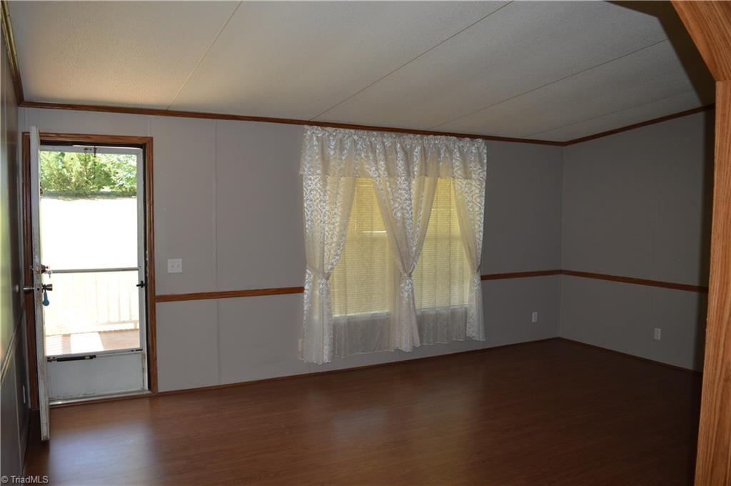5107 Highway 704 Sandy Ridge, NC 27046 - Photo 8 of 28