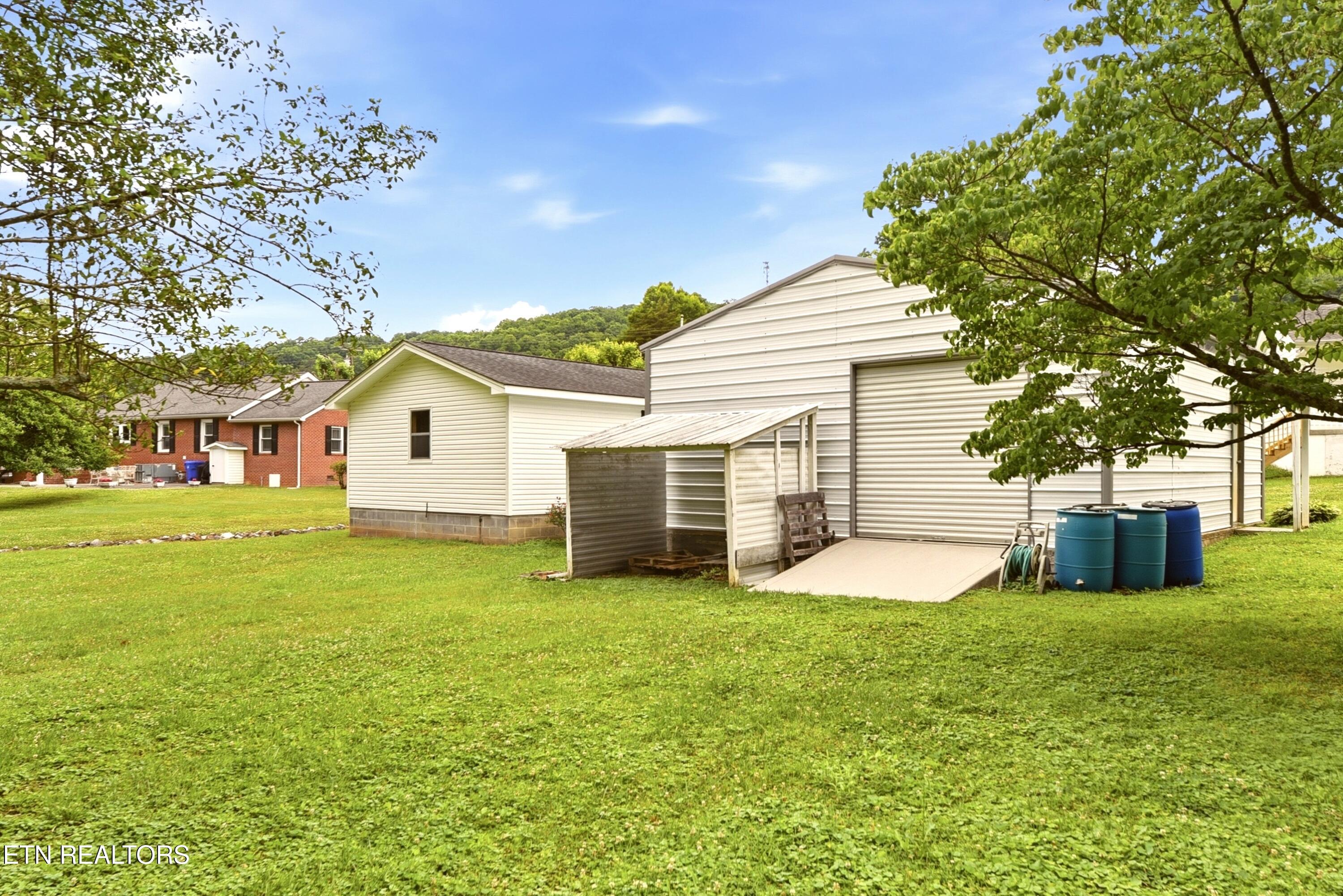 505 Ridgeview Drive Clinton, TN 37716 - Photo 30 of 35 19050