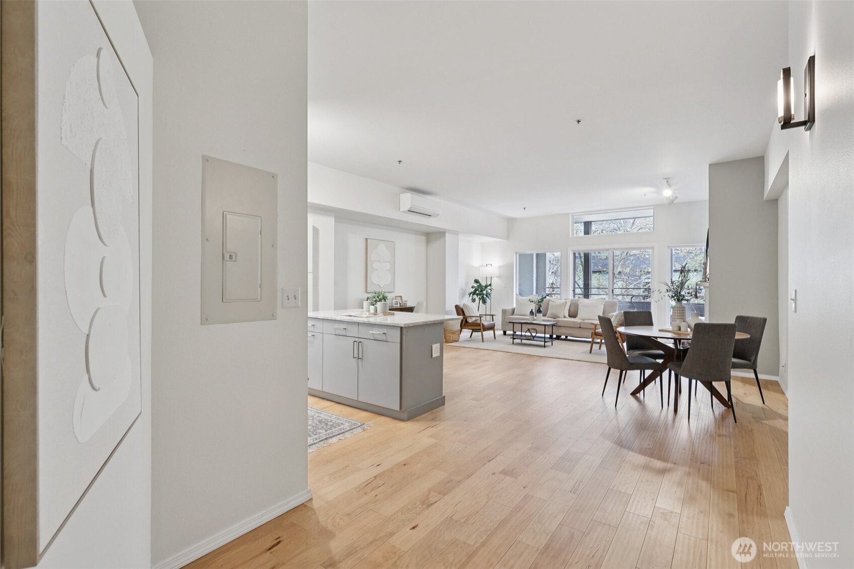 526 1st Avenue South, Unit 405 Seattle, WA 98104 - Photo 23 of 39
