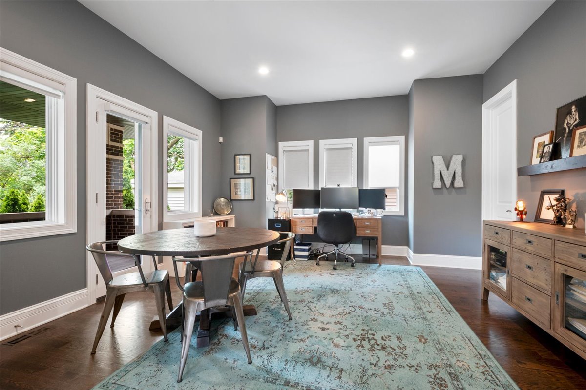 2921 Simpson Street Evanston, IL 60201 - Photo 4 of 41 a view of a dining room with furniture