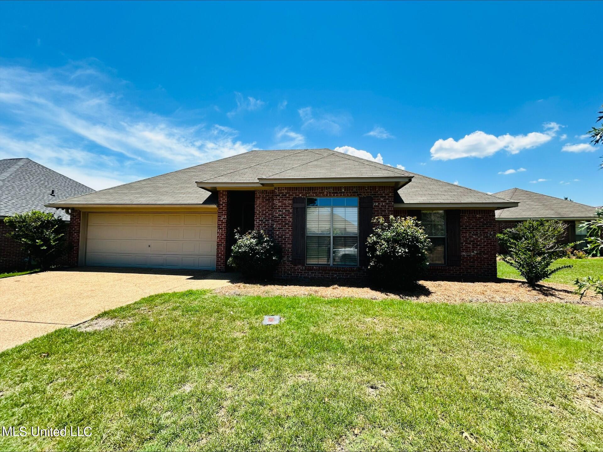 420 Springhill Point Brandon, MS 39047 - Photo 1 of 18 Front of Home