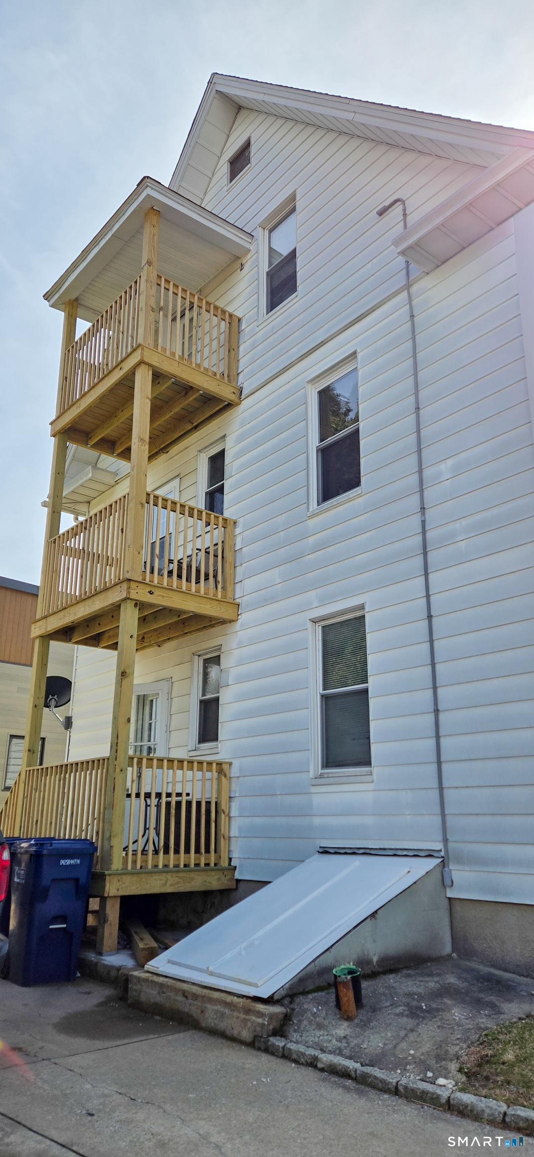 141 Division Street Ansonia, CT 06401 - Photo 2 of 4 a front view of a house