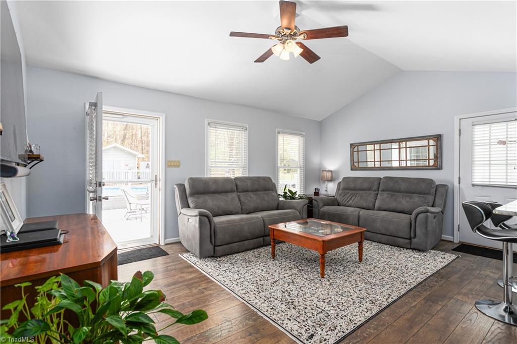124 Holly Ridge Lane Mebane, NC 27302 - Photo 11 of 48 Gallery Image 11