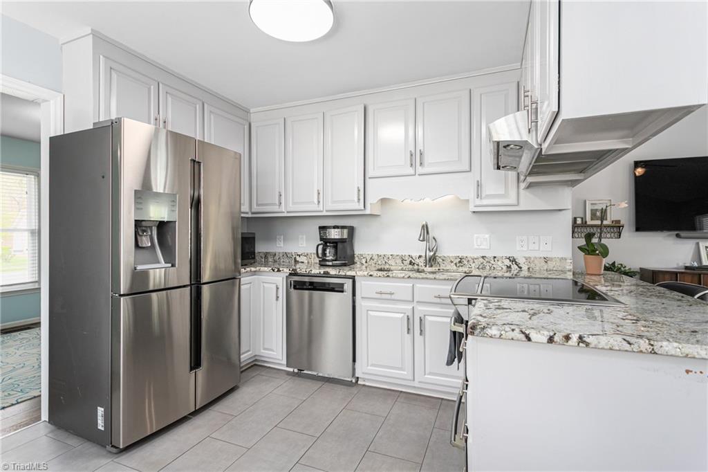 124 Holly Ridge Lane Mebane, NC 27302 - Photo 15 of 48 Gallery Image 15