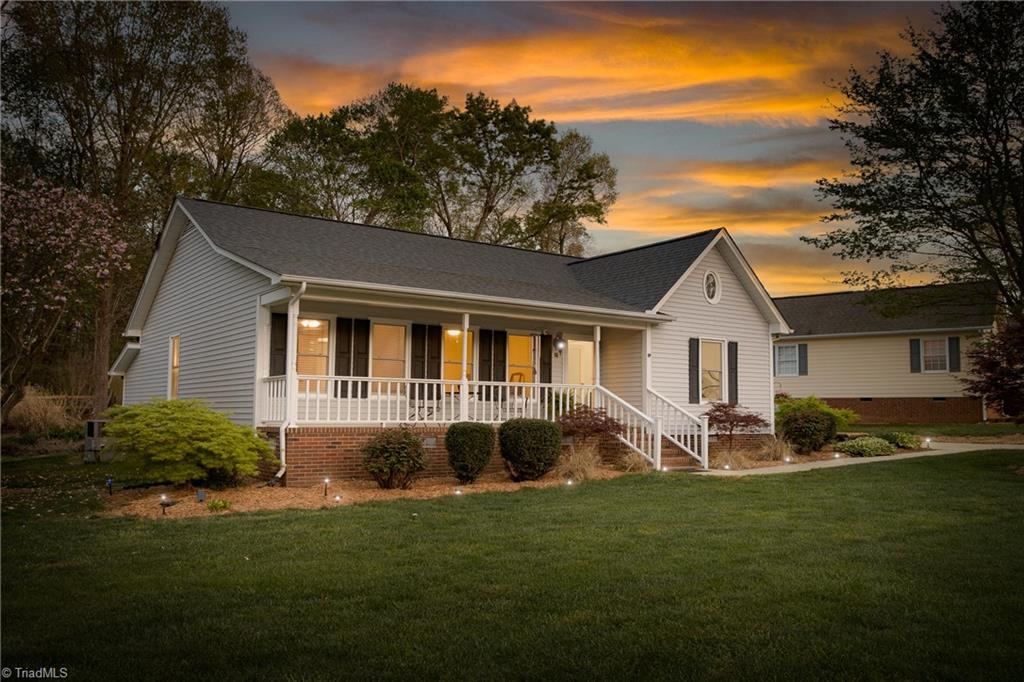 124 Holly Ridge Lane Mebane, NC 27302 - Photo 2 of 48 Gallery Image 2
