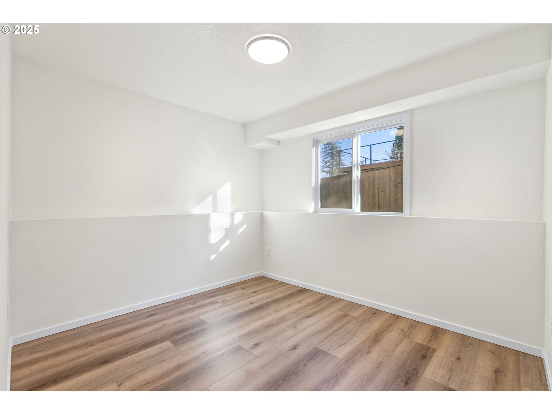 4545 Southwest Stephenson Street Portland, OR 97219 - Photo 23 of 28 Gallery Image 23