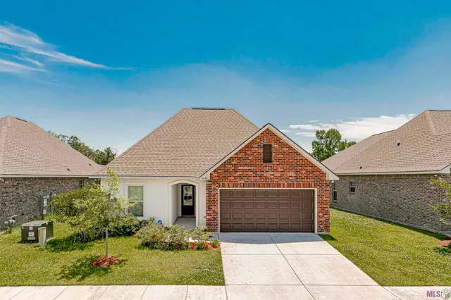 $2,300 | 41437 Cozy Way, Gonzales, LA 70737