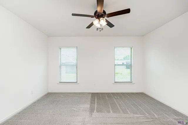 $2,300 | 41437 Cozy Way, Gonzales, LA 70737