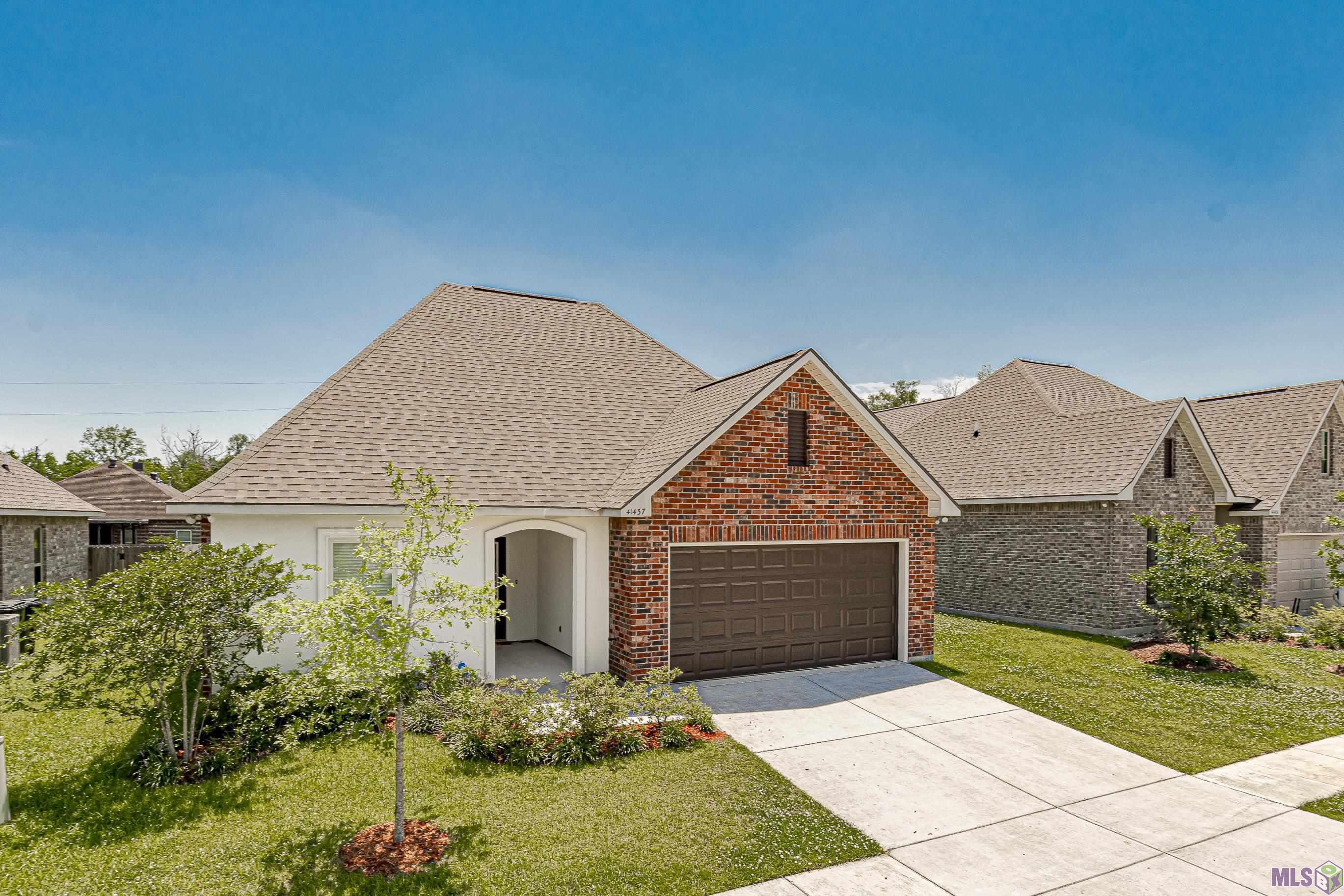 41437 Cozy Way Gonzales, LA 70737 - Photo 2 of 21