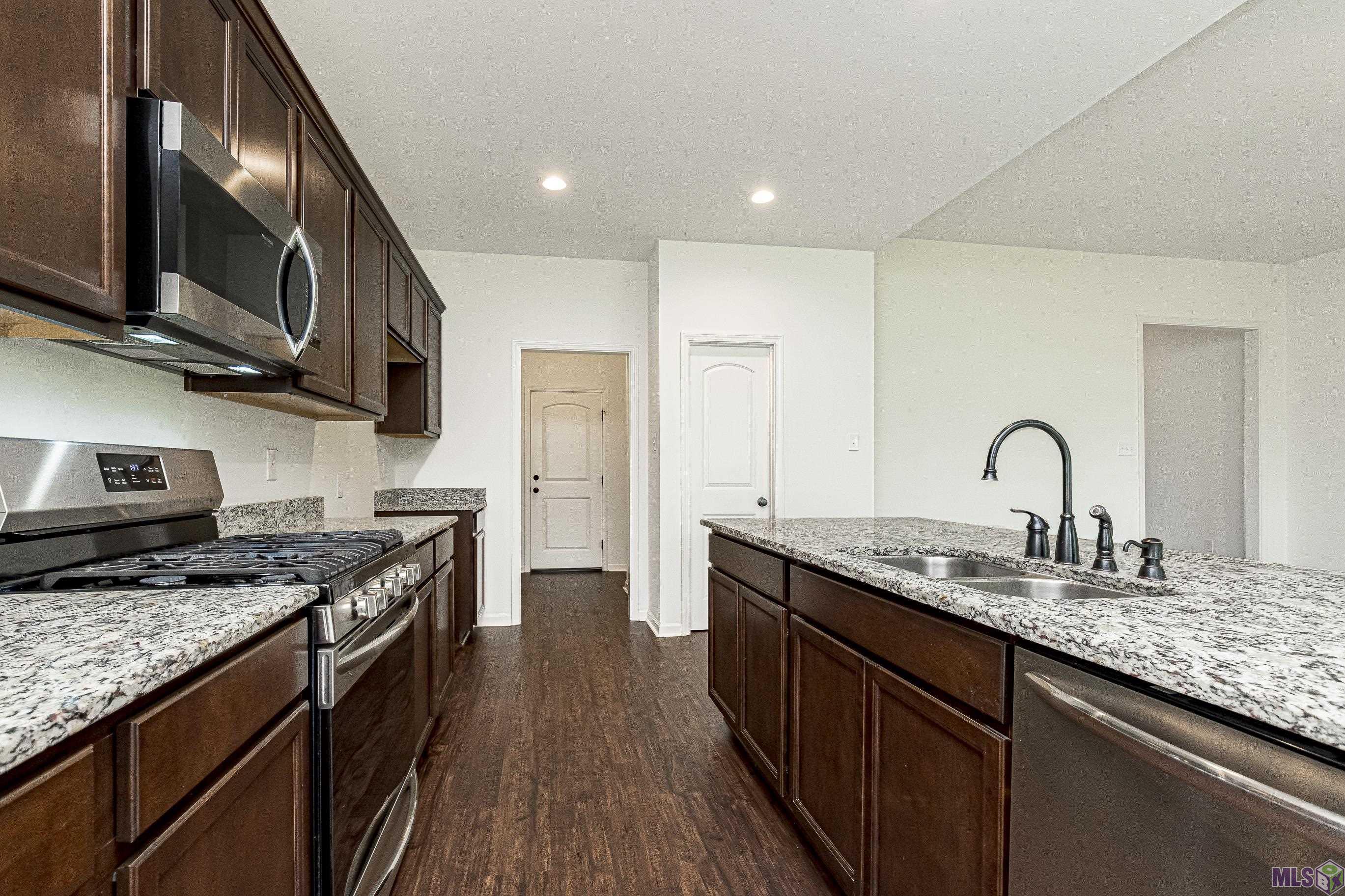 41437 Cozy Way Gonzales, LA 70737 - Photo 7 of 21