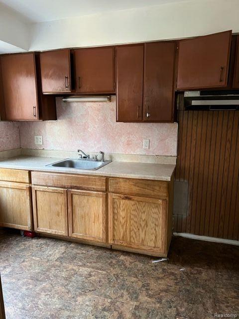 19014 Edinborough Road Detroit, MI 48219 - Photo 5 of 10