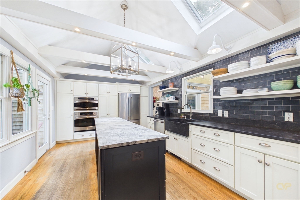 281 Neck Road Rochester, MA 02770 - Photo 4 of 39 Gallery Image 4