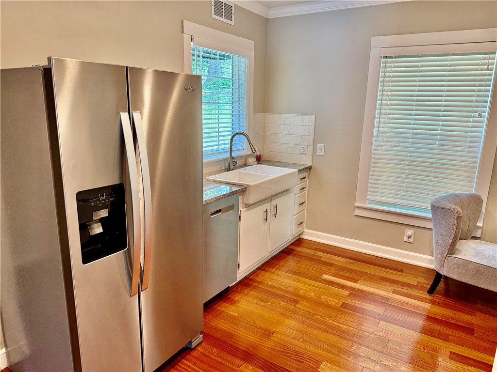 409 Southmoreland Place Decatur, IL 62521 - Photo 6 of 48 Gallery Image 6