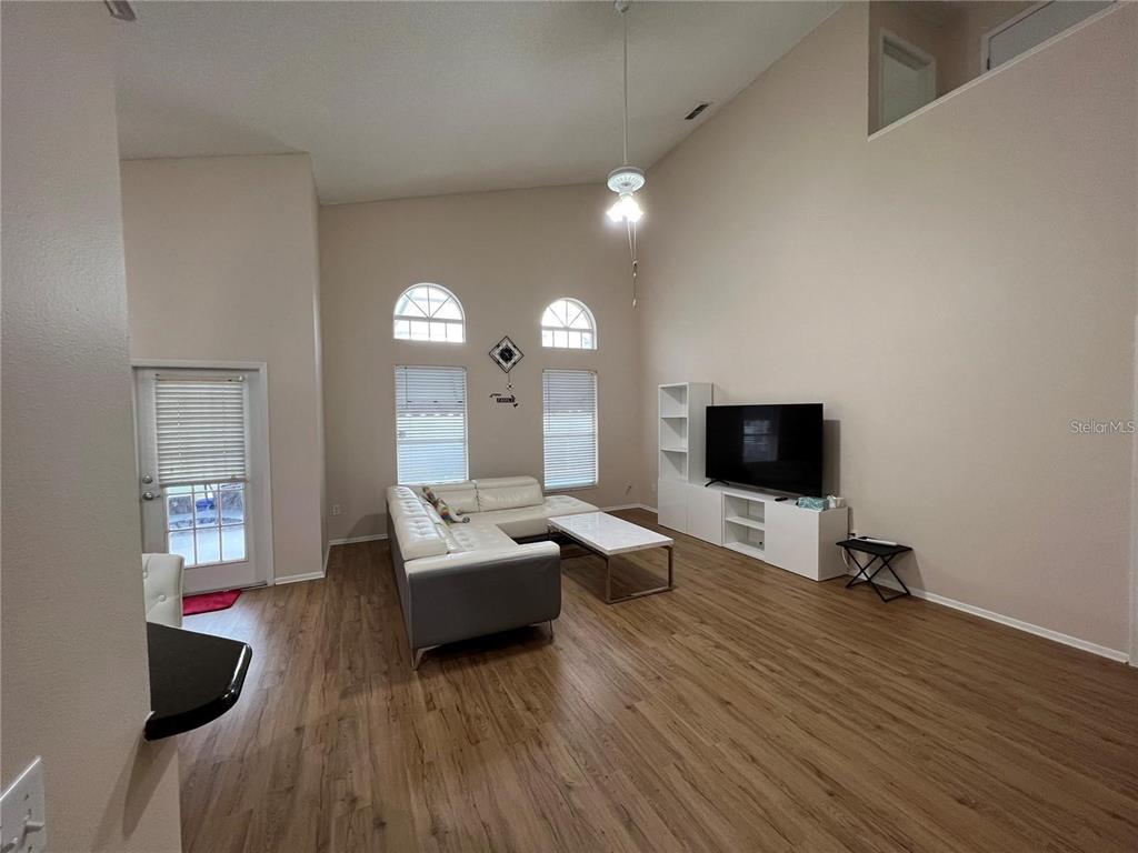 755 Riggs Circle Davenport, FL 33897 - Photo 5 of 27 Gallery Image 5