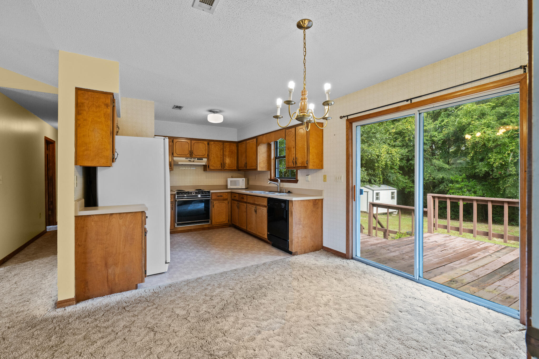 354 John King Road Crestview, FL 32539 - Photo 9 of 24 354JohnKingRd-04