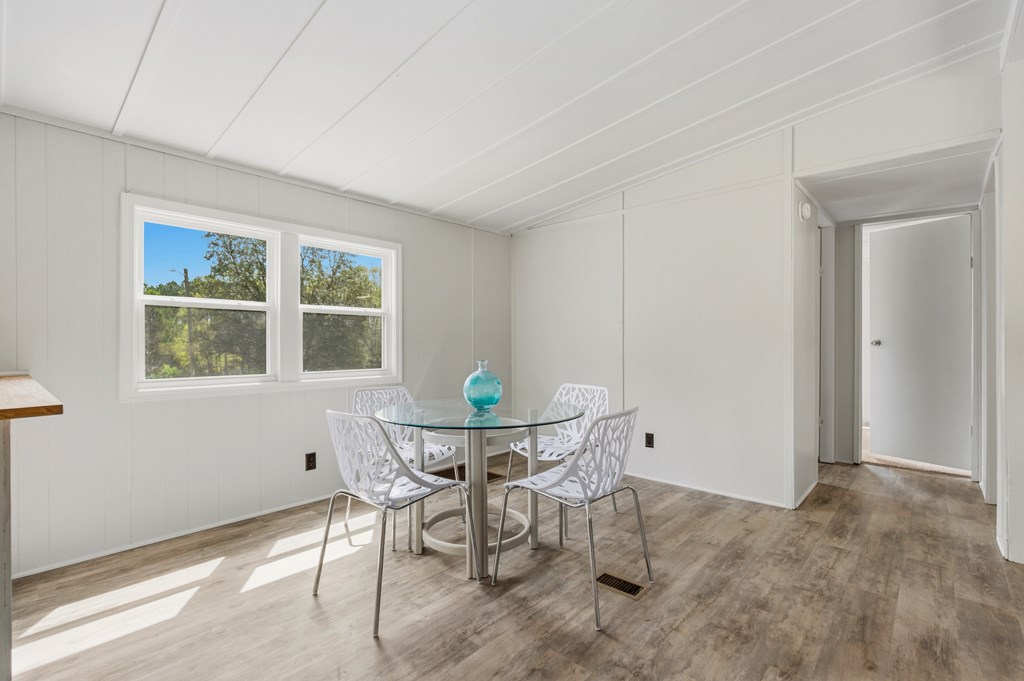 520 Willard Road Greenwood, SC 29649 - Photo 6 of 27 Gallery Image 6