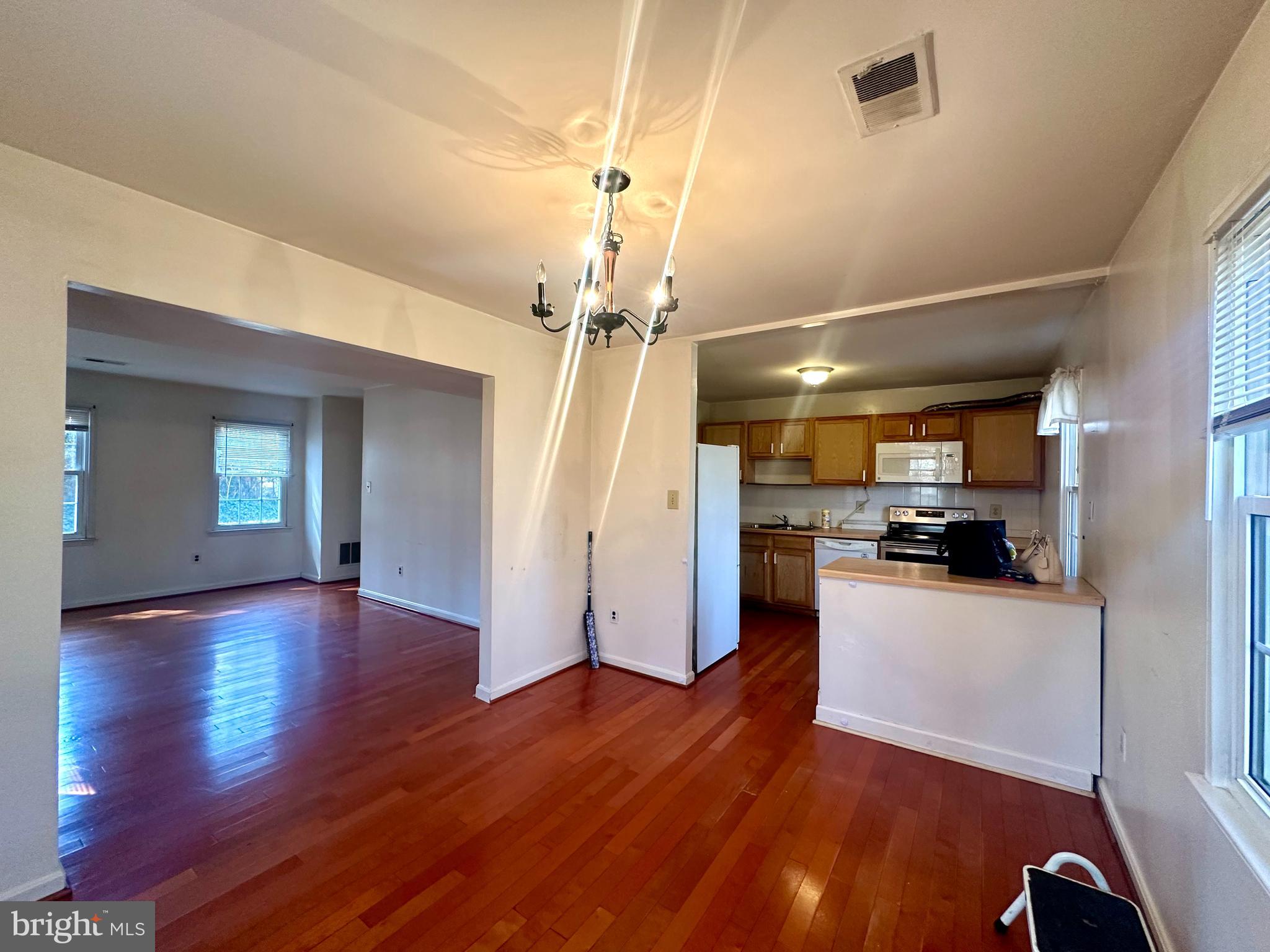 living/dining/kitcehn