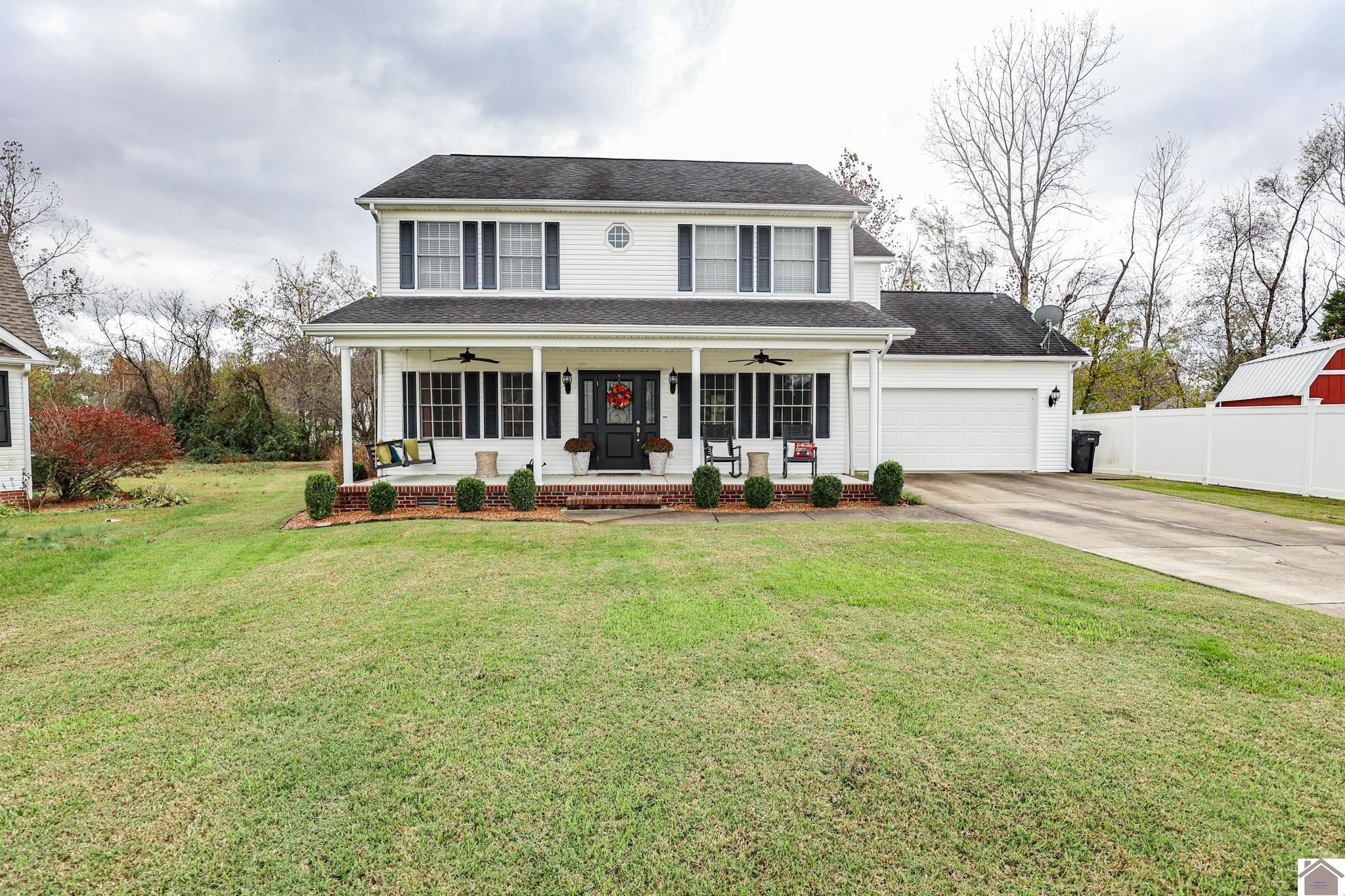 390 Inman Cove Paducah, KY 42001 - Photo 1 of 35 Front Exterior