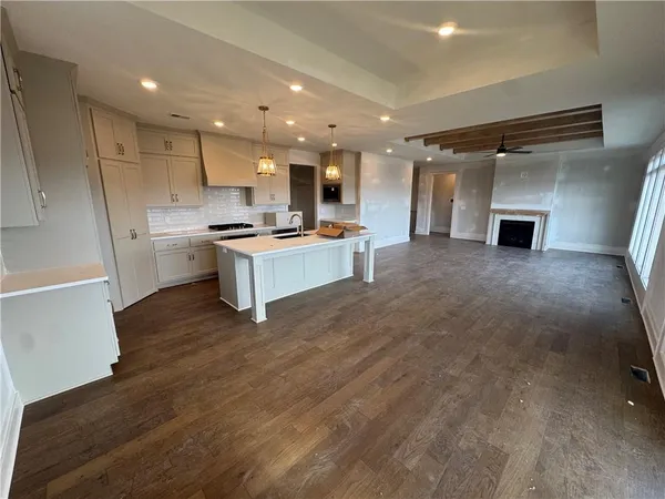 $699,999 | 10503 North Liberty Street, Kansas City, MO 64155