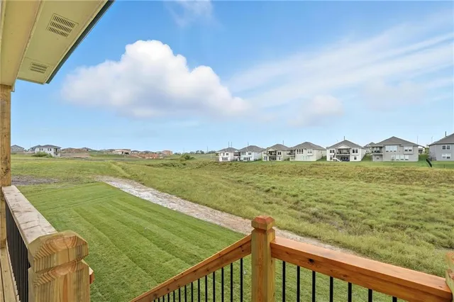 $699,999 | 10503 North Liberty Street, Kansas City, MO 64155