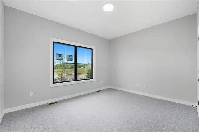 $699,999 | 10503 North Liberty Street, Kansas City, MO 64155