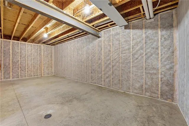 $699,999 | 10503 North Liberty Street, Kansas City, MO 64155