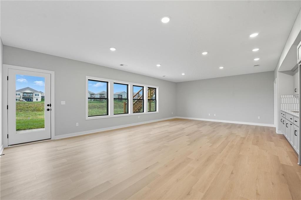 10503 North Liberty Street Kansas City, MO 64155 - Photo 49 of 60