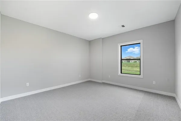 $699,999 | 10503 North Liberty Street, Kansas City, MO 64155