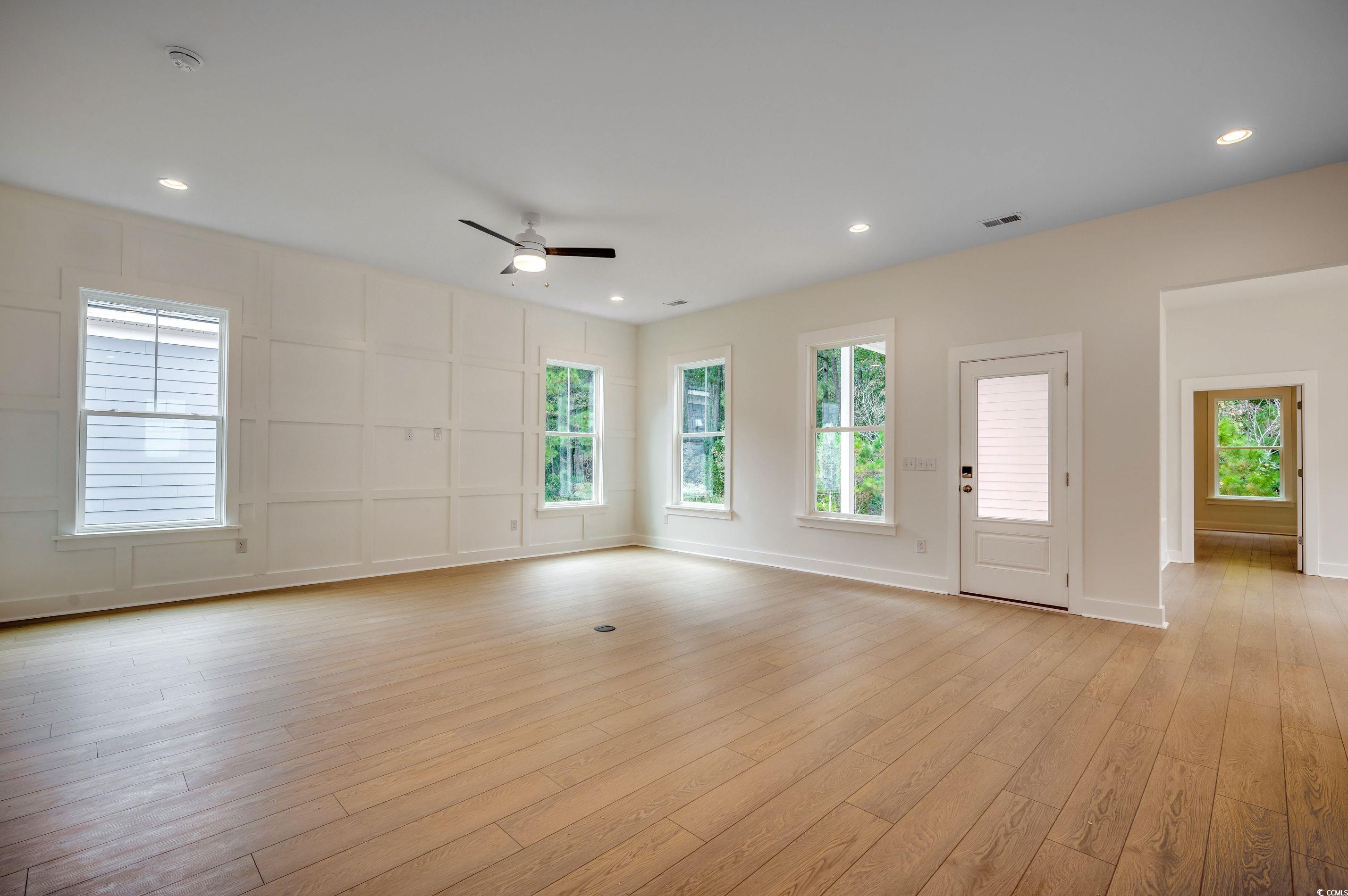 241 Delano Way Myrtle Beach, SC 29588 - Photo 8 of 38