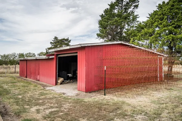 $499,000 | 6874 Southeast 4th Street, El Dorado, KS 67042