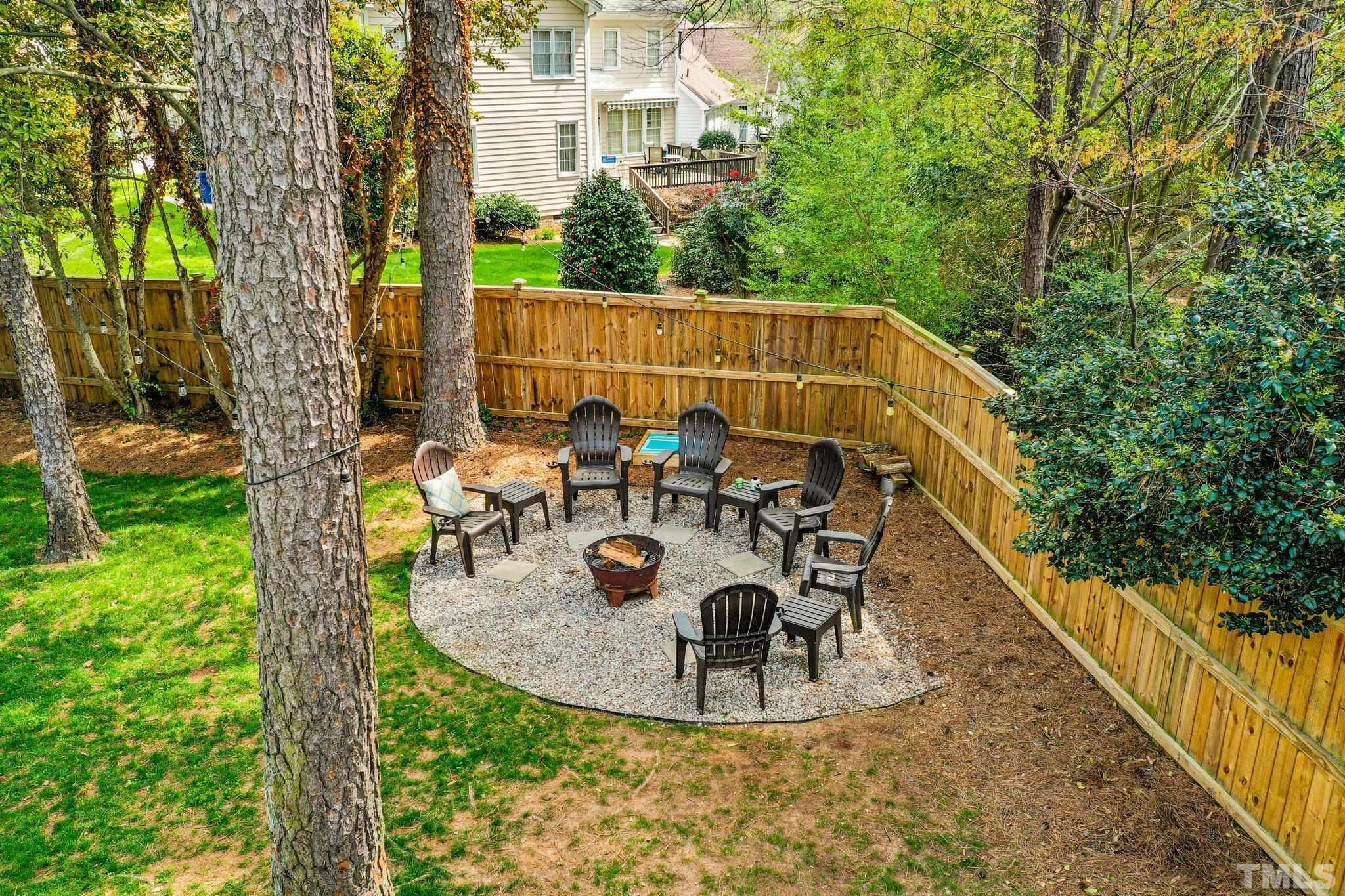 6212 Wynbrook Way Raleigh, NC 27612 - Photo 38 of 45 a view of a balcony with chair
