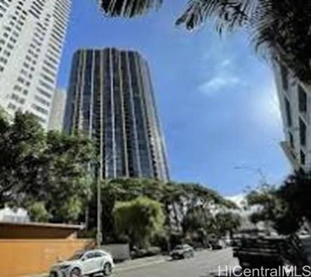 $2,200 | 60 North Beretania Street, Unit 3807, Honolulu, HI 96817