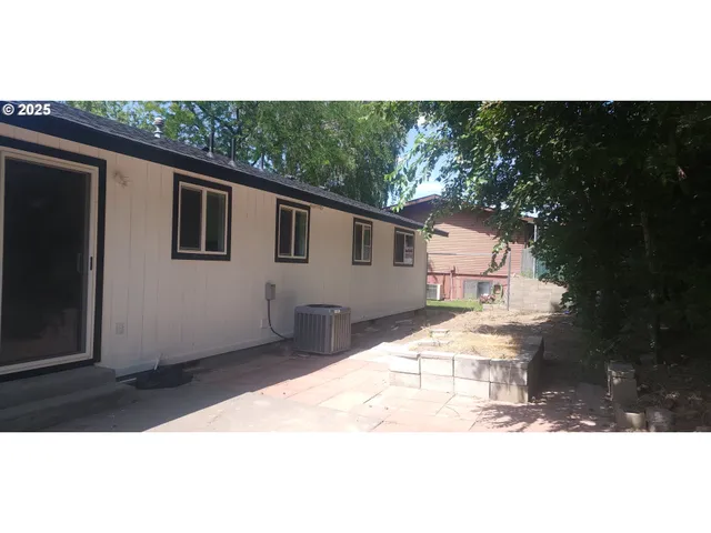 $329,000 | 464 Northwest 22nd Street, Pendleton, OR 97801