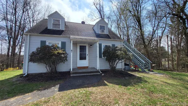 $399,000 | 47 Kinderhook Drive, Poughkeepsie, NY 12603