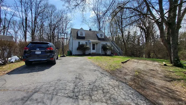 $399,000 | 47 Kinderhook Drive, Poughkeepsie, NY 12603