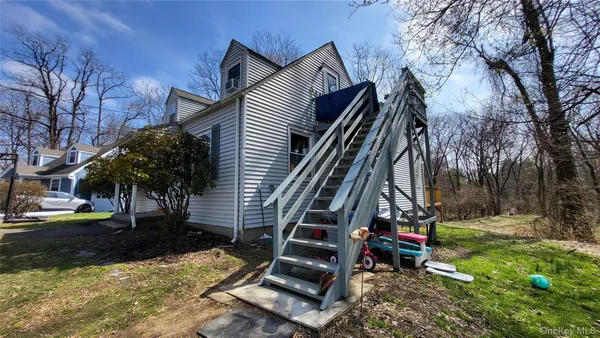 $399,000 | 47 Kinderhook Drive, Poughkeepsie, NY 12603