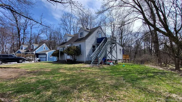 $399,000 | 47 Kinderhook Drive, Poughkeepsie, NY 12603