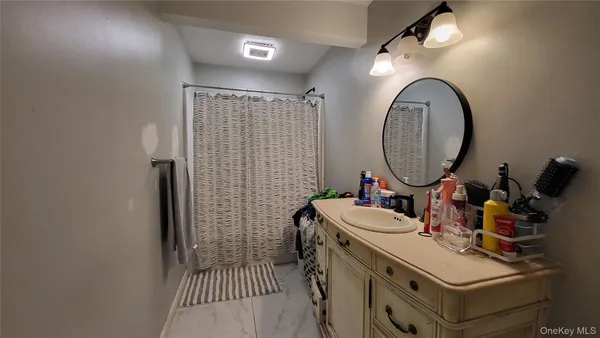 $399,000 | 47 Kinderhook Drive, Poughkeepsie, NY 12603