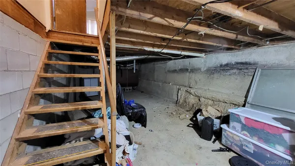 $399,000 | 47 Kinderhook Drive, Poughkeepsie, NY 12603