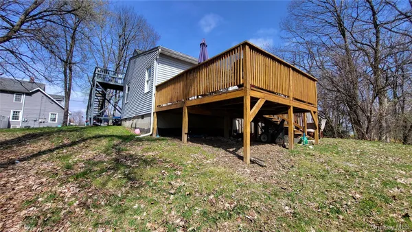 $399,000 | 47 Kinderhook Drive, Poughkeepsie, NY 12603