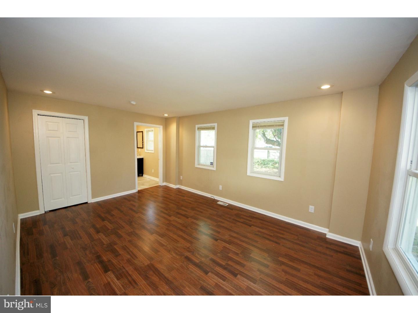 18 Maguire Road Hamilton Square, NJ 08690 - Photo 8 of 25 Gallery Image 8