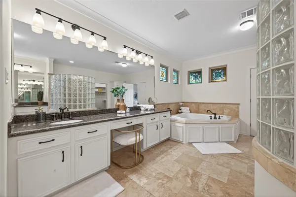 $1,390,000 | 4711 Welford Drive, Bellaire, TX 77401