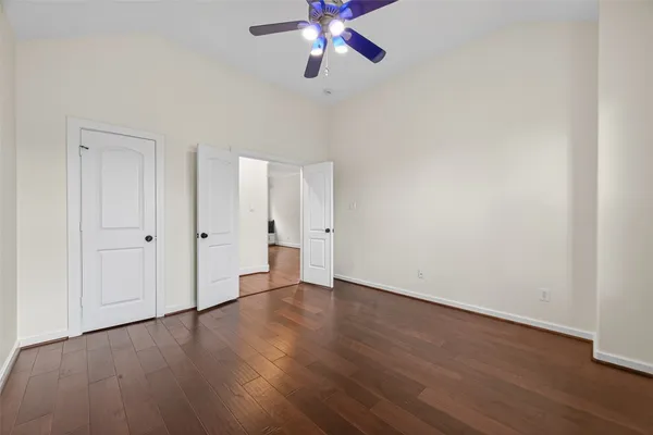 $1,390,000 | 4711 Welford Drive, Bellaire, TX 77401