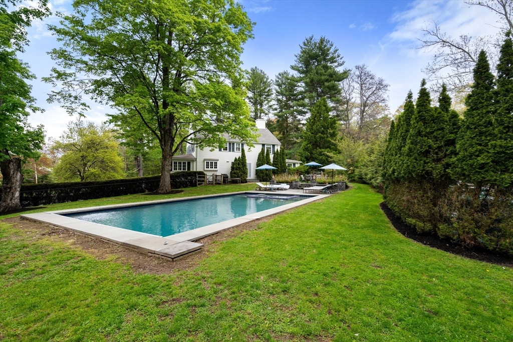 12 Greystone Road Dover, MA 02030 - Photo 23 of 27