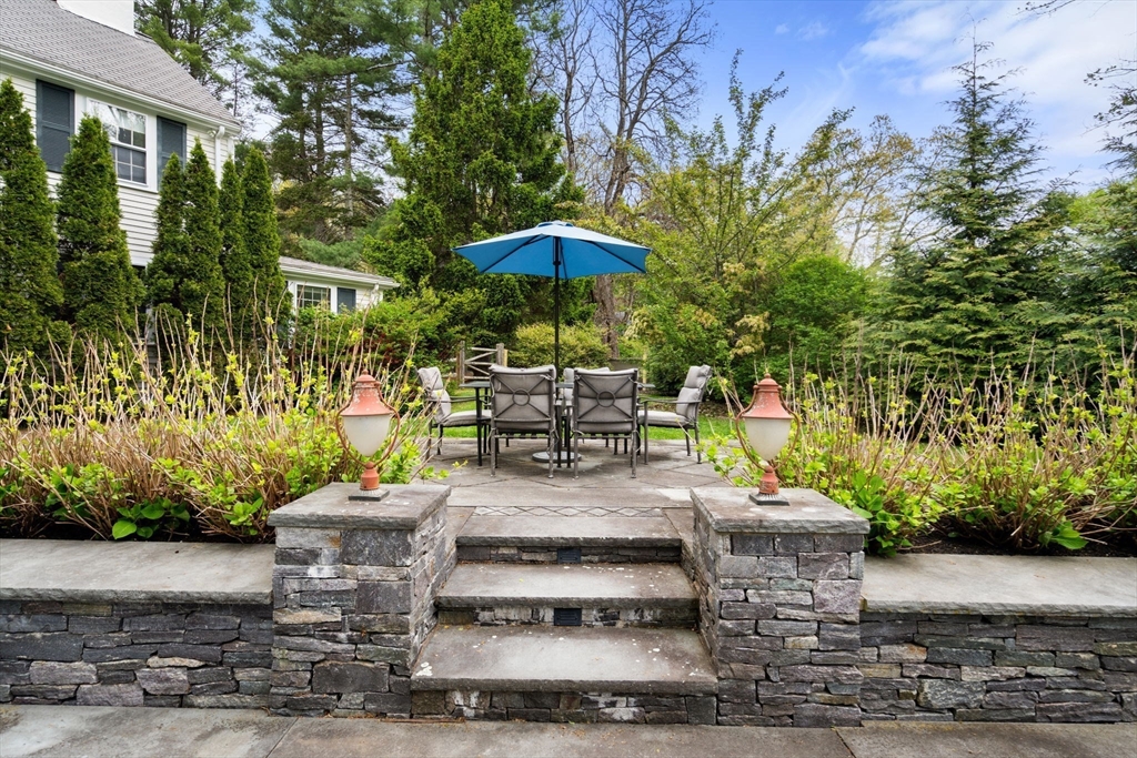 12 Greystone Road Dover, MA 02030 - Photo 25 of 27