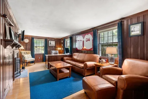 $1,750,000 | 12 Greystone Road, Dover, MA 02030