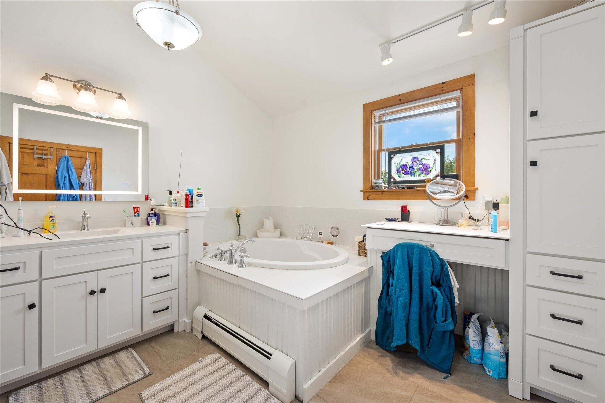 404 Surry Road Ellsworth, ME 04605 - Photo 18 of 55 34-Primary Bathroom