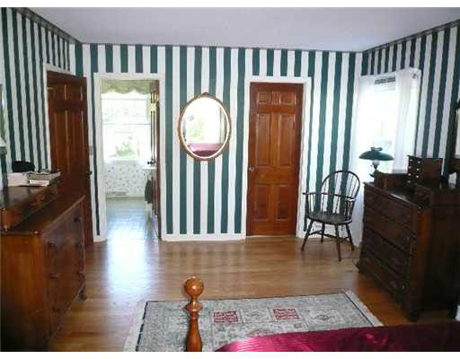 21855 Roosevelt Road South Bend, IN 46614 - Photo 8 of 12 Gallery Image 8