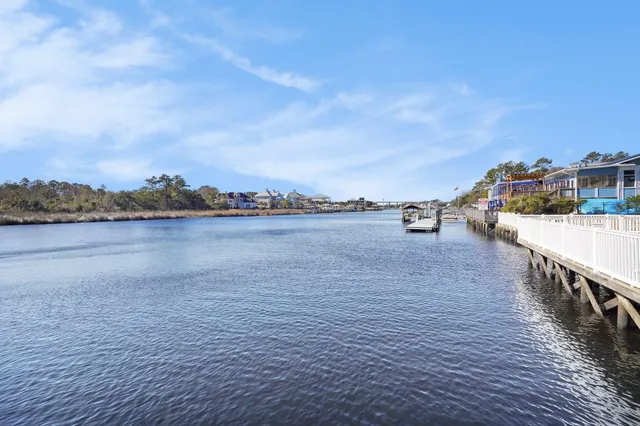 $189,000 | 4445 Kingsport Road, Unit 101, Little River, SC 29566