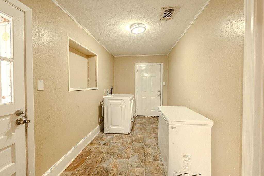 4565 Beaumont Drive Beaumont, TX 77708 - Photo 11 of 12